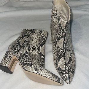 Sam Edelman Hilty booties